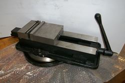 Picture of 15652 -  NEW 6" DAYTON PRECISION MILLING VISE WITH SWIVEL BASE, MODEL 3W764A