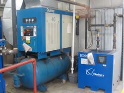 Picture of 20054 - 40 HP QUINCY #QST40ACA32SS ROTARY SCREW TANK MOUNTED AIR COMPRESSOR